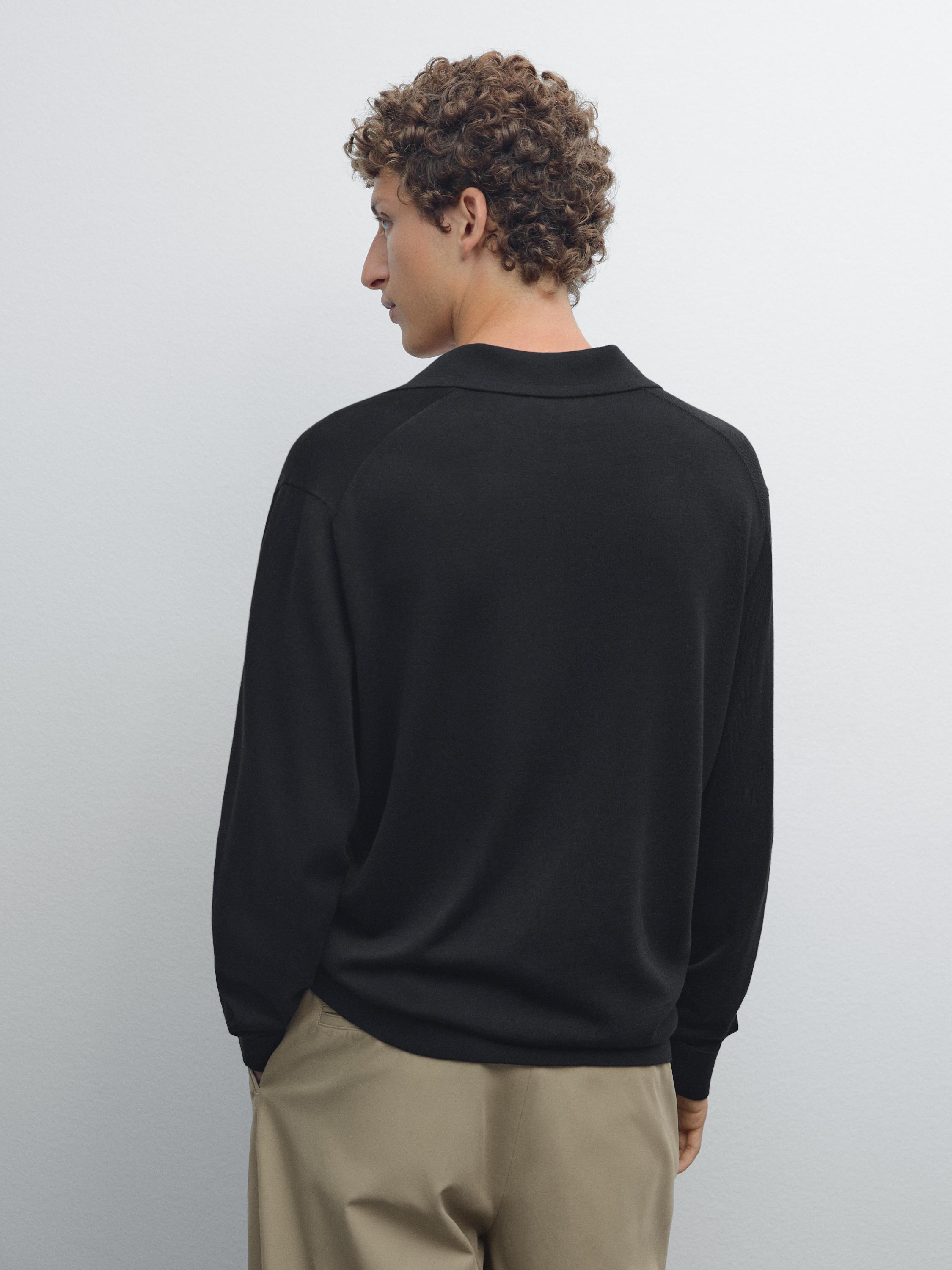 Knit sweater with a polo collar